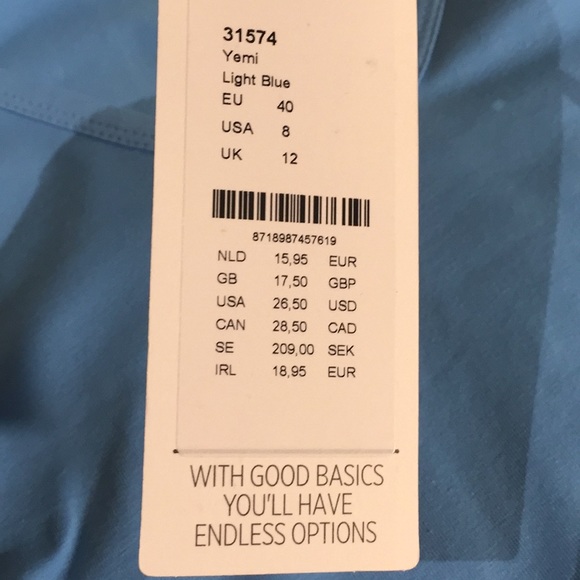 Basic By Yest Yemi Light Blue V-Neck T-Shirt Size 8 - Picture 8 of 10